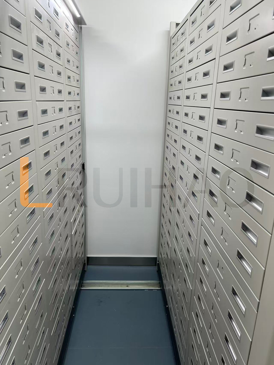 河南公安厅智能弹药管理柜项目